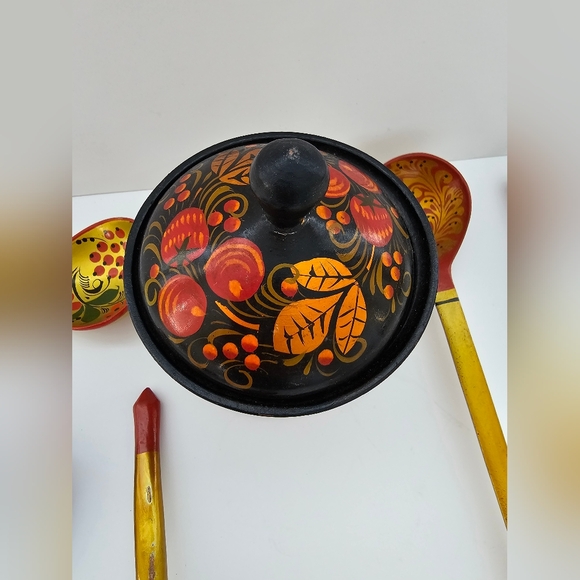 KHOKHLOMA Wooden Spoon Hand Painted RUSSIAN Lacquer Black Red & Gold Lot(8) - Picture 11 of 14
